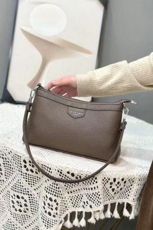 Selempang Wanita Terbaru