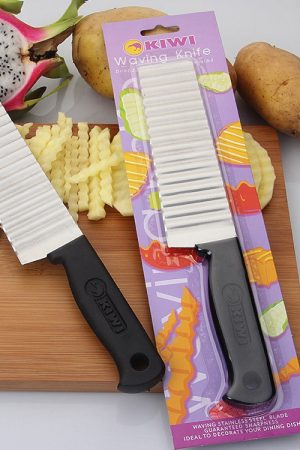 Wavy Vegetable and Fruit Slicing Knife with Plastic Handle